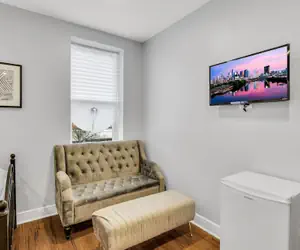 Photo 5 - Fairmount Paradise W Oxford St 1BR Haven