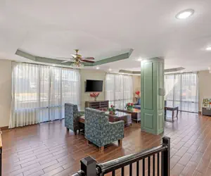 Photo 5 - Suburban Studios Orangeburg