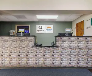 Photo 3 - Suburban Studios Orangeburg