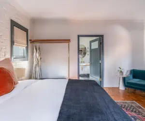 Photo 4 - Gold Diggers Hotel