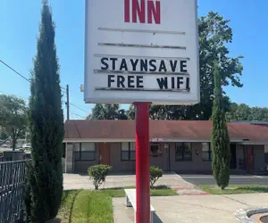 Photo 2 - Economy Inn San Marco