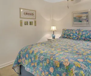 Photo 3 - Hidden Beach Villas