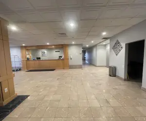 Photo 5 - Suburban Studios East Syracuse Carrier Circle