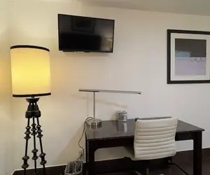 Photo 4 - Budget Motel