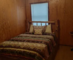 Photo 4 - Anglers Riverfront Cabins