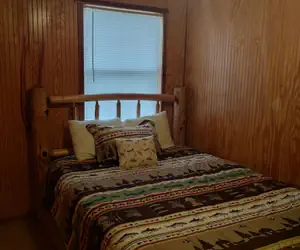 Photo 5 - Anglers Riverfront Cabins