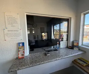 Photo 5 - Discovery Inn Near Six Flags Vallejo Napa Valley CA