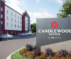 Photo 2 - Candlewood Suites Orange by IHG
