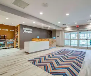 Photo 2 - Hampton Inn & Suites By Hilton Louisville East Oxmoor