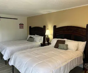 Photo 3 - Ball Parks Inn