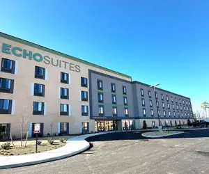 Photo 2 - ECHO Suites Extended Stay by Wyndham Richmond West