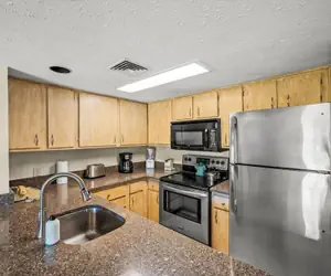 Photo 5 - Sleeps 4 Mountains Views Indoor Pool Sauna