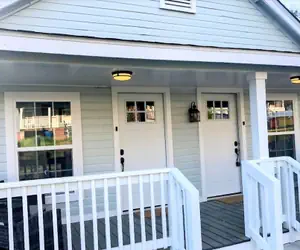 Photo 3 - Lakewood Lyon Park Renovated Cottage Near Duke 26B