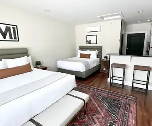 Photo 3 - Spillway Lodges