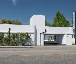 Photo 2 - The LEEF Hotel