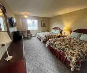 Photo 2 - Sleeping Ute Mountain Motel