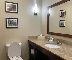 Photo 5 - Spark by Hilton Cincinnati Fairfield