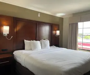 Photo 3 - Spark by Hilton Cincinnati Fairfield