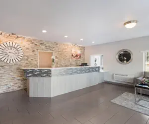 Photo 2 - Quality Inn & Suites Kennewick Tri-Cities