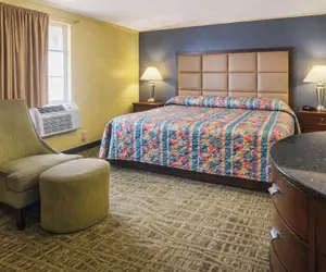 Photo 2 - Bama Motel Mobile I-65 & US-90