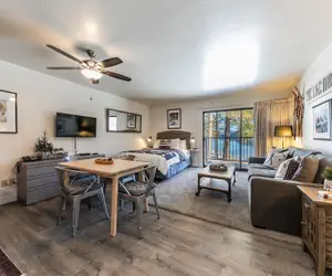 Photo 2 - 245 Bldg C 1 Bedroom Condo