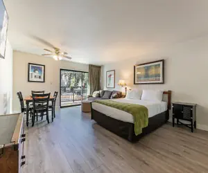 Photo 2 - 234 Bldg C 1 Bedroom Condo