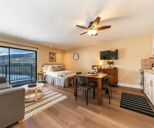 Photo 2 - 246 Bldg C 1 Bedroom Condo