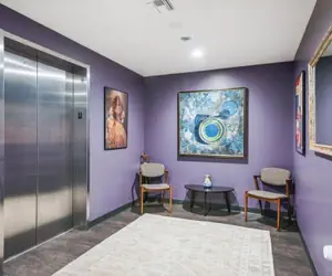 Photo 5 - Hazelnut Suite - 204