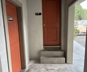 Photo 4 - 6 Rivers Motel