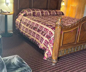 Photo 2 - Bedford Motel