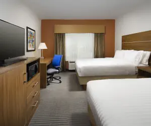 Photo 3 - Holiday Inn Express & Suites Bay City by IHG