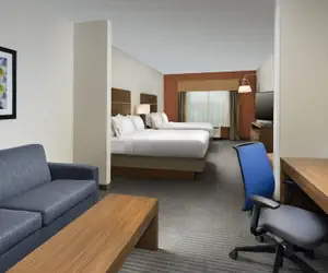 Photo 4 - Holiday Inn Express & Suites Bay City by IHG