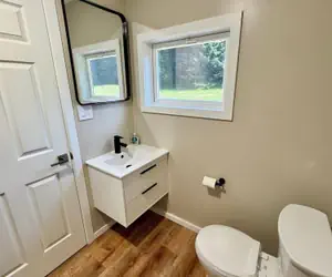 Photo 5 - Cascade Inn