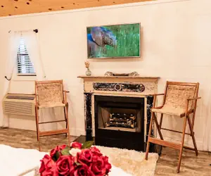 Photo 4 - Oak Meadow Ranch