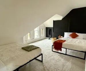 Photo 4 - Jungle House Boutique Residences – Downtown Columbus & Short North