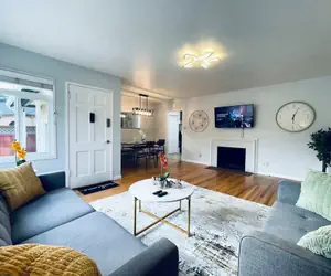 Photo 3 - Sanmateo Cozy Central 3b1b Home Garage Parking AC