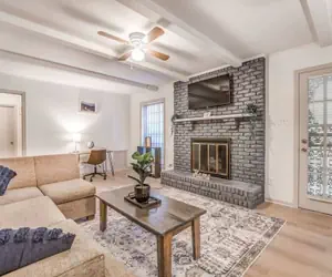 Photo 2 - Pinecrest Cottage