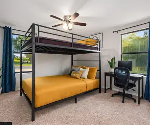 Photo 5 - Built for Crews 1-story XL Yard Ample Parking