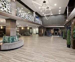 Photo 2 - Verta Hotel McAllen Airport