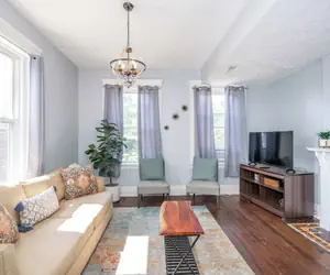 Photo 2 - Queen City Suites 2 For 4