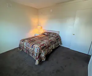 Photo 4 - York Motel