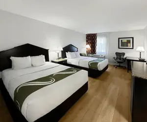 Photo 5 - 1734 West Hotel