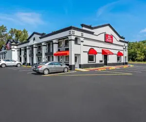 Photo 2 - Red Carpet Inn and Suites