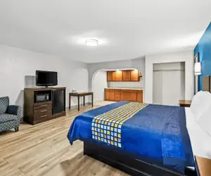 Photo 3 - Red Carpet Inn and Suites