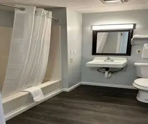 Photo 4 - Clemmons inn & suites