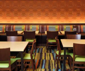 Photo 4 - Fairfield Inn & Suites by Marriott Omaha West