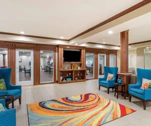 Photo 4 - Best Western Plus Galveston Suites