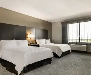 Photo 5 - Holiday Inn & Suites Silicon Valley - Milpitas by IHG