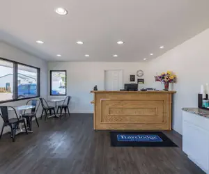 Photo 5 - Travelodge by Wyndham Spirit Lake/Okoboji