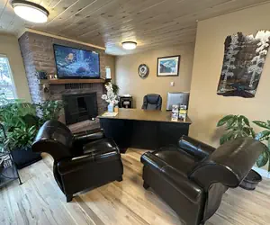 Photo 4 - Abram Inn & Suites